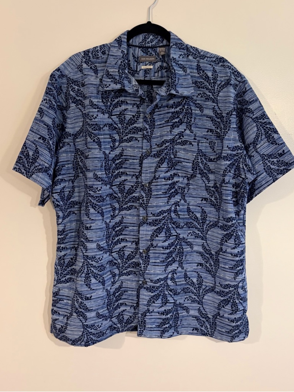 Van Heusen Blue Short-Sleeve Printed Button-Down Shirt